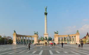 Heroes_Square_Budapest_2010_01